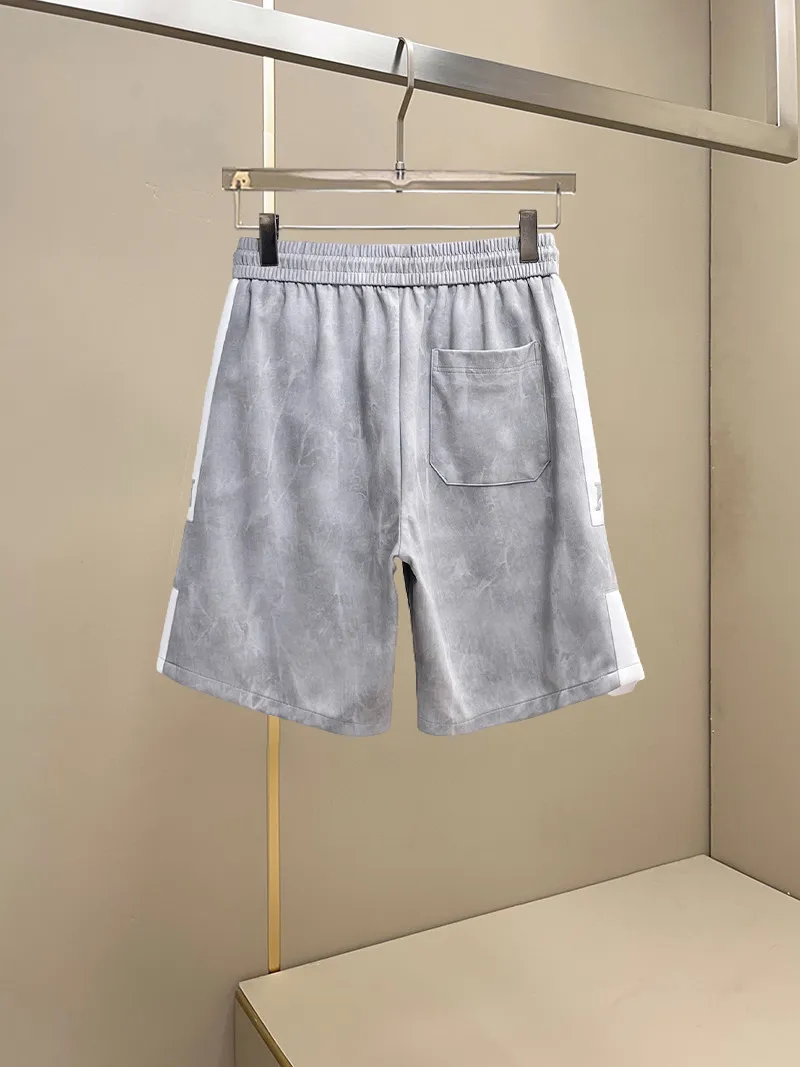 Hermès three-standard complete 2026 summer New Arrival men's casual shorts, advanced custom-made Breathable fabric, Breathable fabric, extremely stretchy and comfortable, impeccable details, top-grade accessories, original logo design concept, delicate and soft feel! The upper body fit is awesome! Size: M-XXXL Please state your height and weight when ordering
